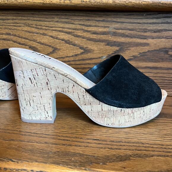 Neiman Marcus Black Suede Cork-Heeled Platform Sandals- SIZE 8M - Picture 10 of 11
